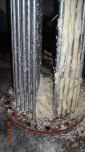 Depósitos de cal en los haces de tubos de la caldera